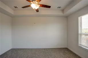 608 Saturnia Dr, Georgetown, TX 78628 - Photo 8