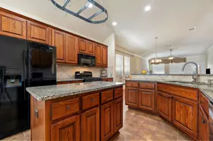 2716 Granite Hill Dr, Leander, TX 78641 - Photo 2