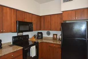 3404 American Dr, Lago Vista, TX 78645 - Photo 8