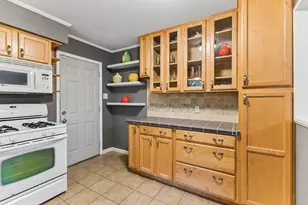 6902 Notre Dame Dr, Austin, TX 78723 - Photo 14
