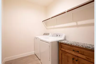 129 Callie Street, Smithville, TX 78957 - Photo 16