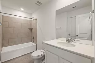 14114 Hertford Shire Shore, San Antonio, TX 78245 - Photo 18