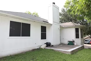 4901 Birch Creek Rd, Austin, TX 78744 - Photo 10