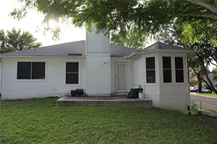 4901 Birch Creek Rd, Austin, TX 78744 - Photo 8