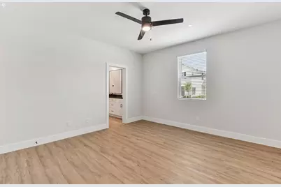 9311 Curious Squirrel Street, Austin, TX 78744 - Photo 10
