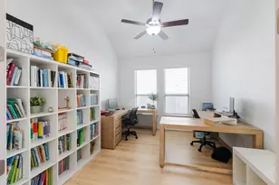 309 Hollister Dr, Liberty Hill, TX 78642 - Photo 20