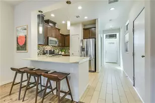 124 Cumberland Rd, Austin, TX 78704 - Photo 2