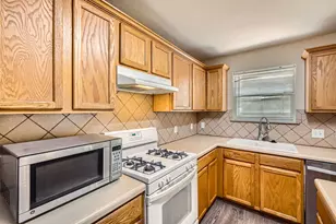 1900 Jesse Owens Dr, Austin, TX 78748 - Photo 8