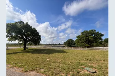 2502 Highway 304, Smithville, TX 78957 - Photo 14