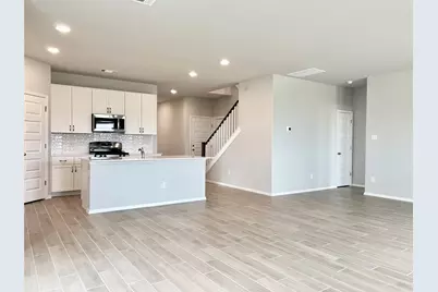 11624 Comano Drive, Austin, TX 78747 - Photo 4