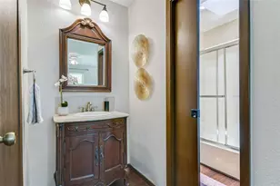 11012 Alhambra Dr, Austin, TX 78759 - Photo 14