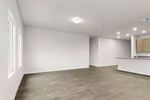 600 Hickory Bend Trl, Georgetown, TX 78626 - Photo 8