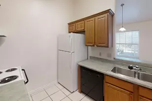 412 Burleson St, San Marcos, TX 78666 - Photo 6