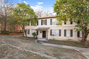 301 E 33rd St, Austin, TX 78705 - Photo 12