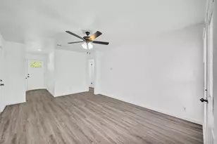 6506 King George Dr, Austin, TX 78745 - Photo 10