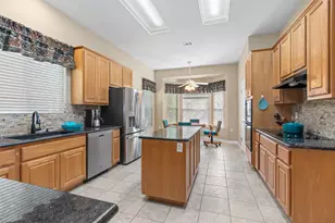 110 Persimmon Ln, Georgetown, TX 78633 - Photo 10