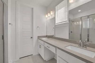 187 Alicante Lane, Liberty Hill, TX 78642 - Photo 18