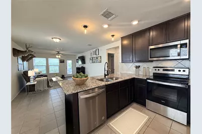 320 Katie Elder Drive, Jarrell, TX 76537 - Photo 4