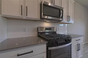 425 Coda Xing, Georgetown, TX 78633 - Photo 14