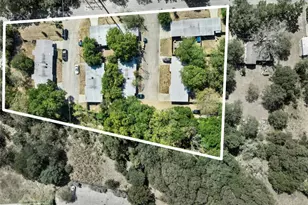 1011 Hackberry St, San Marcos, TX 78666 - Photo 4