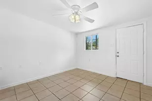 1011 Hackberry St, San Marcos, TX 78666 - Photo 8