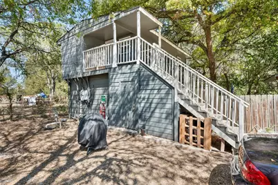 1011 Hackberry Street #A&B, San Marcos, TX 78666 - Photo 24