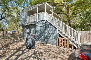 1011 Hackberry St, San Marcos, TX 78666 - Photo 24