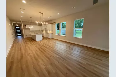 134` Pinehurst Street, Meadowlakes, TX 78654 - Photo 8