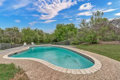 1201 County Road 138, Hutto, TX 78634 - Photo 24