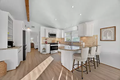 4303 Karankawa Way, Galveston, TX 77554 - Photo 8