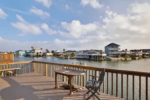 4303 Karankawa Way, Galveston, TX 77554 - Photo 6