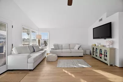 4303 Karankawa Way, Galveston, TX 77554 - Photo 10