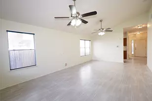 1161 Kentra Dr W, Pflugerville, TX 78660 - Photo 2