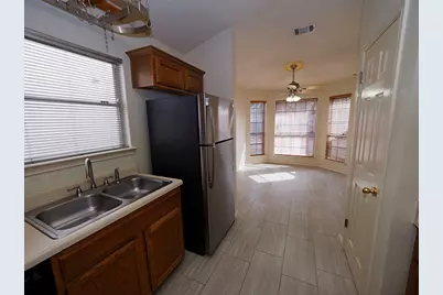 1161 Kentra Drive W, Pflugerville, TX 78660 - Photo 8