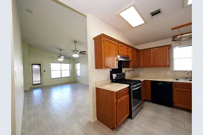 1161 Kentra Drive W, Pflugerville, TX 78660 - Photo 6