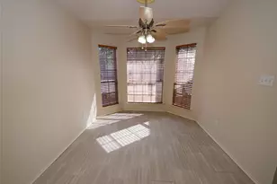 1161 Kentra Dr W, Pflugerville, TX 78660 - Photo 10