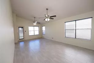 1161 Kentra Dr W, Pflugerville, TX 78660 - Photo 4