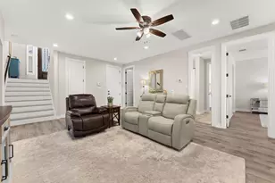 319 Lombardia Dr, Austin, TX 78734 - Photo 18