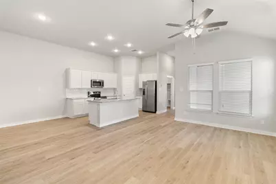 162 Gunner Road, Buda, TX 78610 - Photo 4