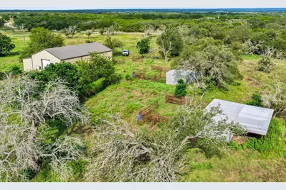 301 Cr 253, Bertram, TX 78605 - Photo 10