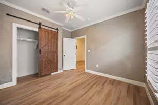 1705 Cherrywood Dr, Fredericksburg, TX 78624 - Photo 6