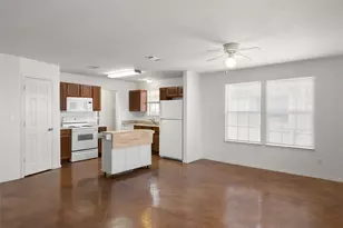 1225 Hilltop Dr, San Marcos, TX 78666 - Photo 6