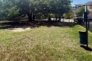 907 Sleepy Dell Ln, Austin, TX 78748 - Photo 32