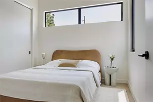 2206 Holly St, Austin, TX 78702 - Photo 10