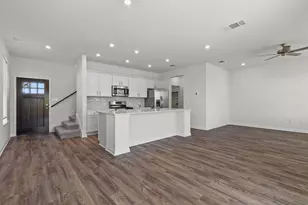 2206B Cornfield Dr, Pflugerville, TX 78660 - Photo 10