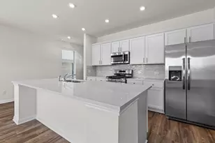 2206B Cornfield Dr, Pflugerville, TX 78660 - Photo 6