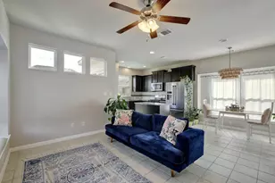 518 Stonewood Ln, Buda, TX 78610 - Photo 4
