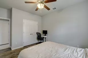 518 Stonewood Ln, Buda, TX 78610 - Photo 16