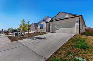 187 Coralbean Dr, Kyle, TX 78640 - Photo 2