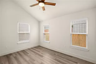 5405 Joe Sayers Ave, Austin, TX 78756 - Photo 16